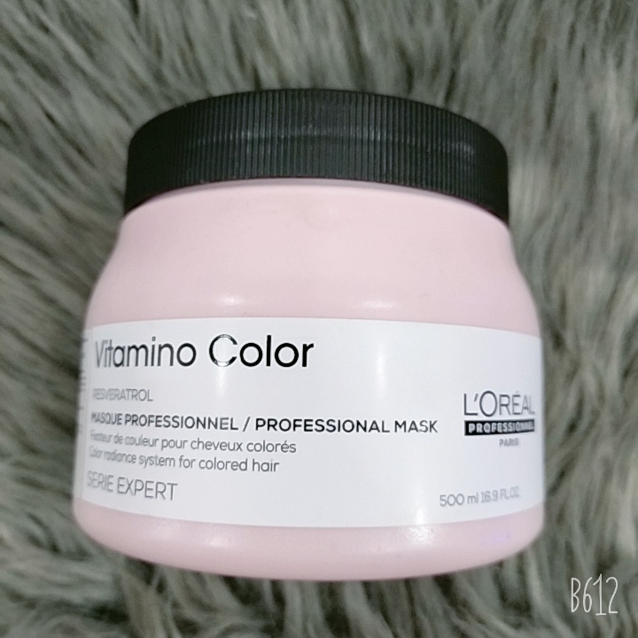 Mặt nạ giữ màu dành cho tóc nhuộm Loreal