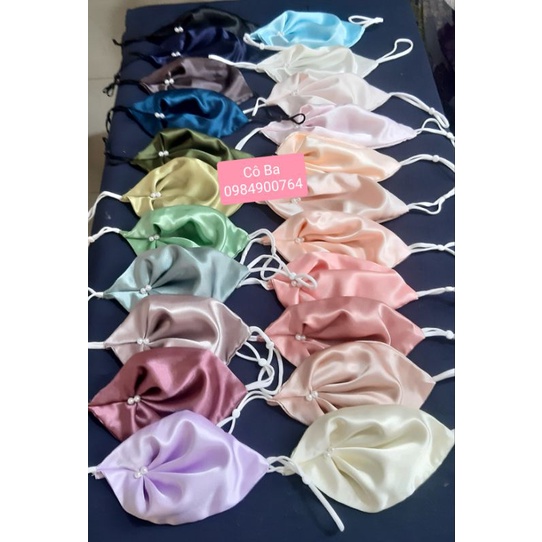 Khẩu trang phi lụa có nẹp mũi  nút chặn