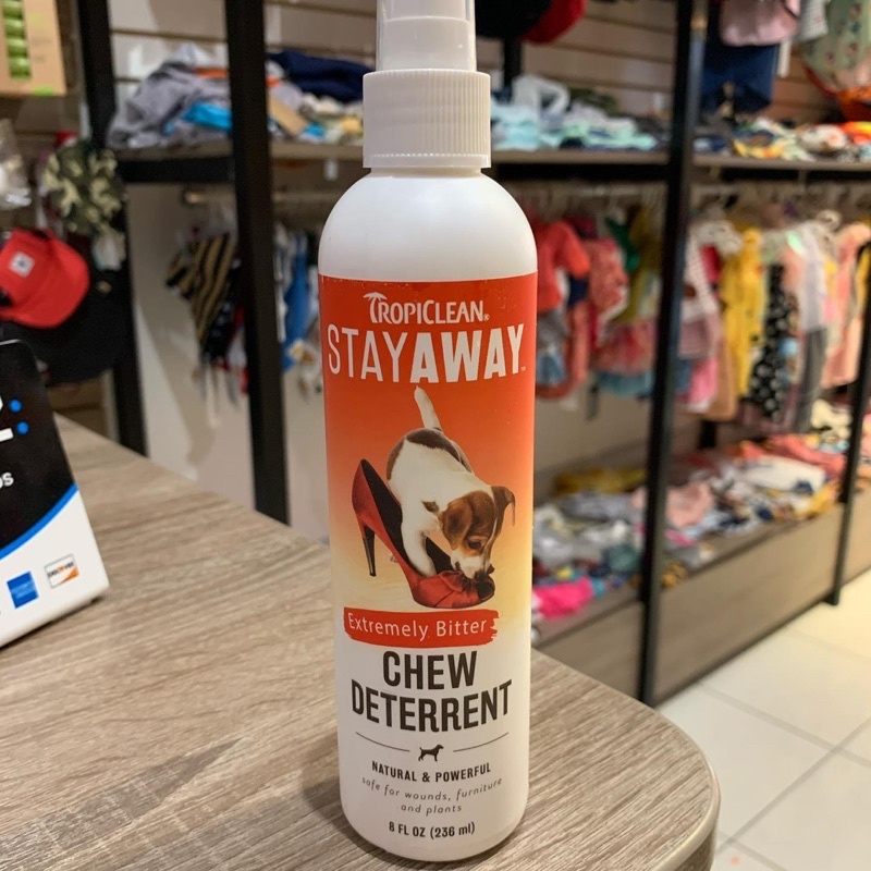 Xịt chống căn phá đồ Tropiclean dành cho chó 236ml xuất xứ Mỹ