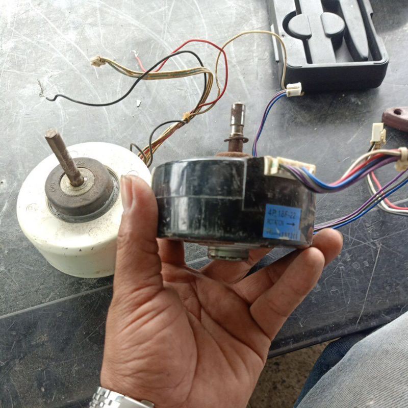 Mô tơ giàn lạnh máy điều hòa