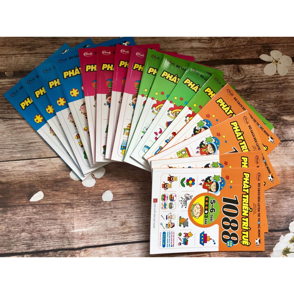 Sách - 1088 Câu đố phát triển trí tuệ Rèn luyện trí thông minh (trọn bộ 4 giai đoạn từ 2-6 tuổi) | BigBuy360 - bigbuy360.vn