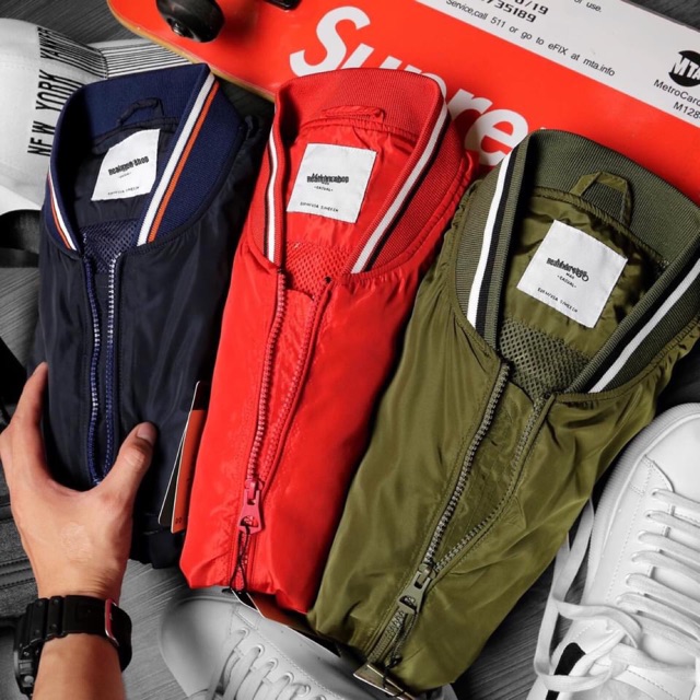 Áo khoác nhẹ bomber AKg03