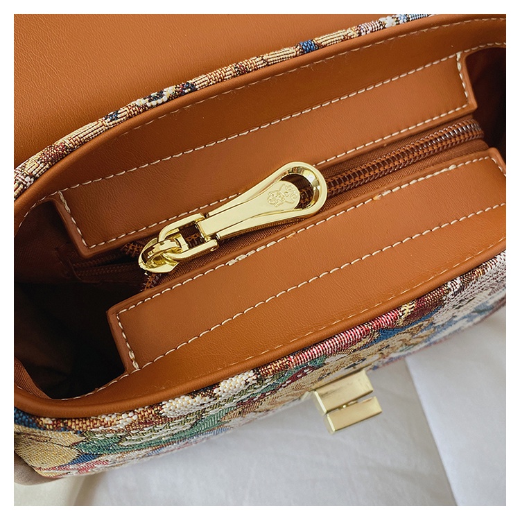 Túi Đeo Chéo Hình Vuông Cỡ Nhỏ In Họa Tiết Chú Gấu Katy Độc Đáo Thời Trang Dễ Phối Đồ