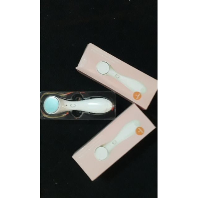 Máy massage mặt mini