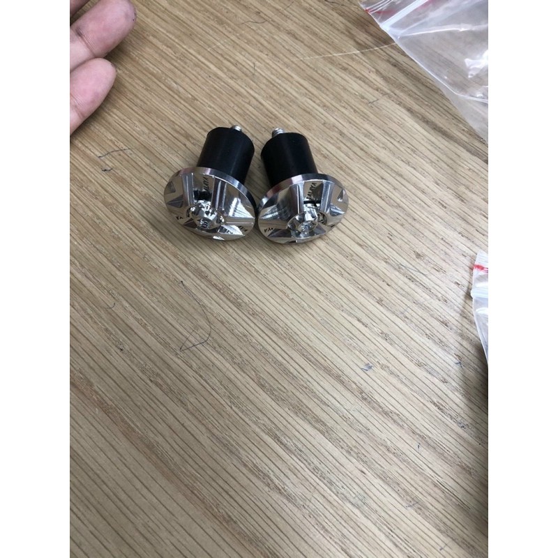 Gù SALAYA Mẫu Mới Gắn Cho Các Dòng Xe Máy(1đôi)