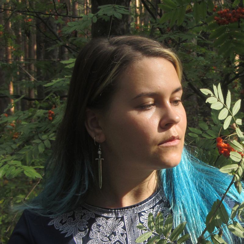 Khuyên Tai Hình Thanh Kiếm Phong Cách Gothic Thời Thượng