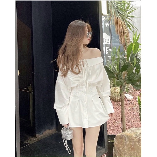 Set sơmi trắng trễ vai-short trắng
