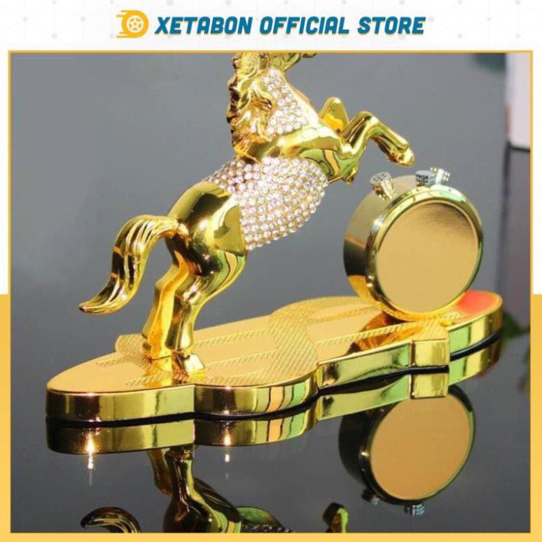 Tượng ngựa vàng đính đá phong thuỷ để Ô Tô - Đồng Hồ Nước Hoa Sang Trọng