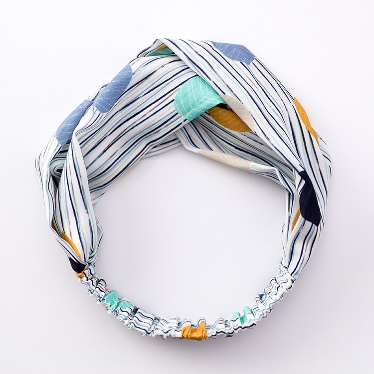 Băng đô rửa mặt thiết kế đơn giản cho nữ