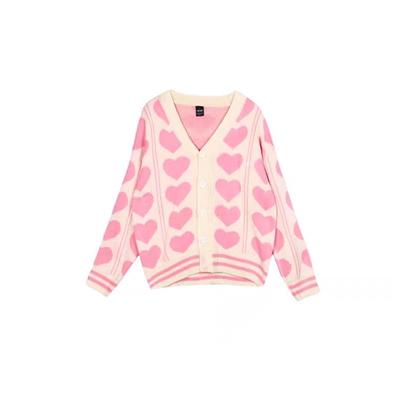 Áo khoác len cardigan hoạ tiết trái tim phối cúc