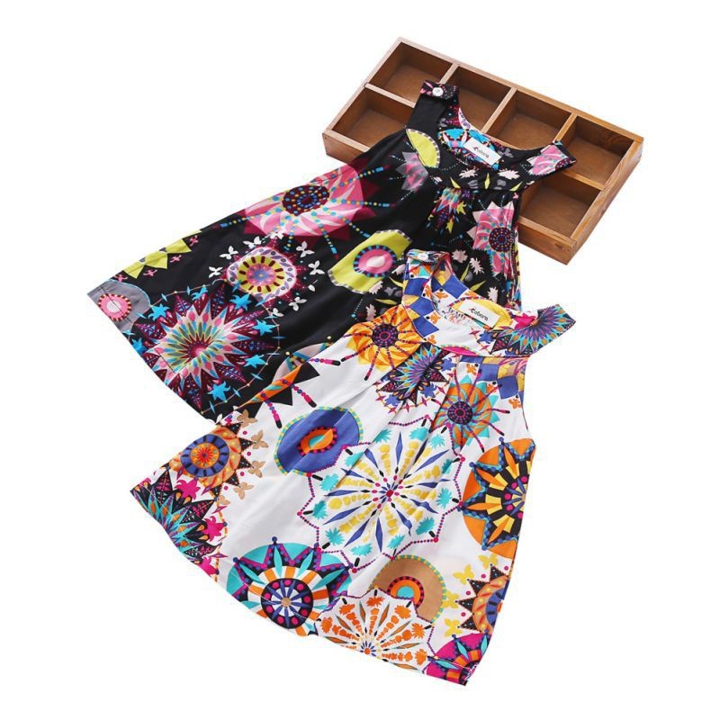 Đầm sát nách hoạ tiết hoa cho bé gái