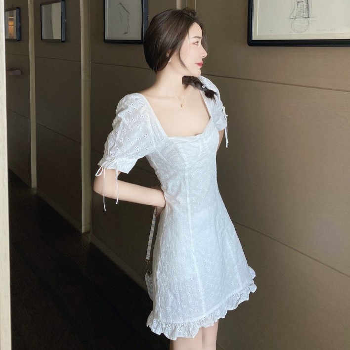 Đầm trắng nữ Emilyshop dáng xòe tay ngắn midi