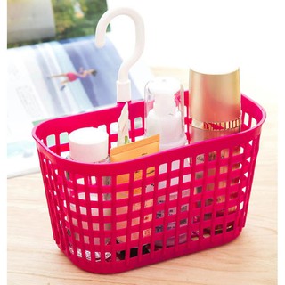 1 CÁI GIỎ NHỰA MÓC ĐỰNG ĐỒ