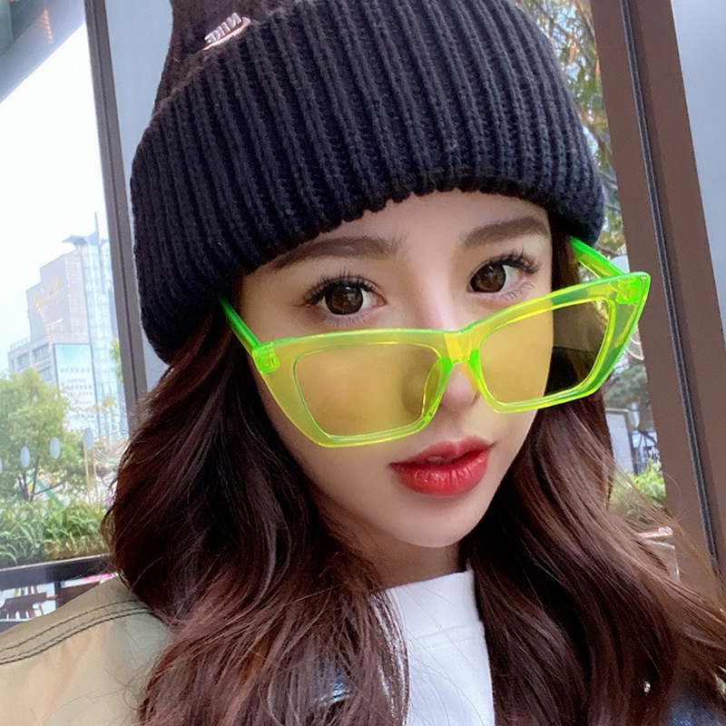 Kính Mát Mắt Mèo Thời Trang Retro Cho Nữ