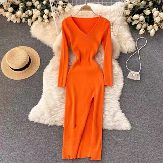 Đầm cổ V tay dài ôm, đầm body dáng dài phối cổ tim, đầm tay dài dáng dài xẻ tà