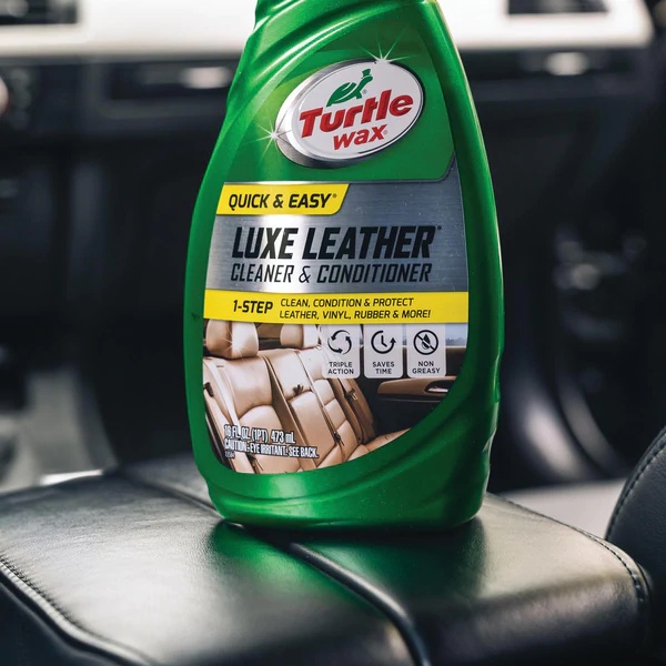 (HCM)Chai xịt chuyên dùng đánh bóng , dưỡng da xe ô tô Turtle Wax Luxe Leather Cleaner &amp; Conditioner 473ML Hàng USA 100%