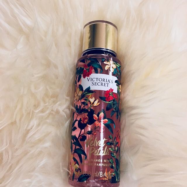 [𝐌Ẫ𝐔 𝐓𝐇Ử 𝐌𝐈𝐍𝐈] Xịt Thơm Body Mist Victoria’s Secret - VELVET PETALS | Thế Giới Skin Care