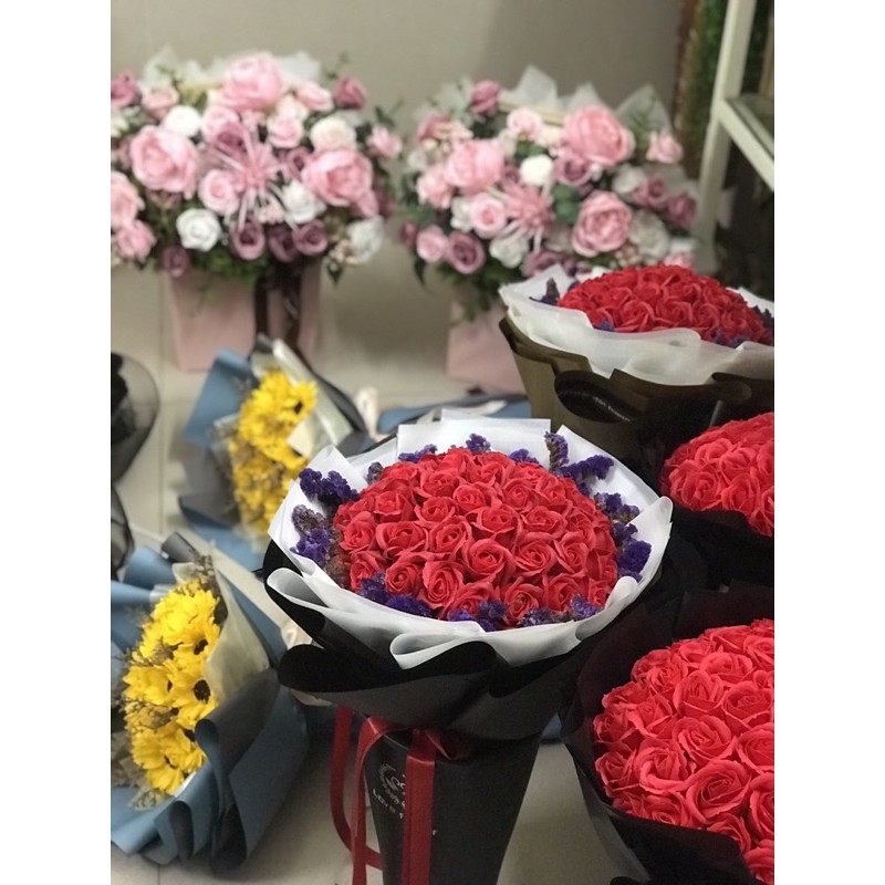 (Free Ship)Bó hoa sáp Hàn Quốc 11 bông_Tặng giỏ và thiệp. Đặt Now ship nhận hàng sau 2h