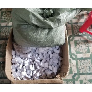 BOX NHỰA MINI 27*21*18mm KW5