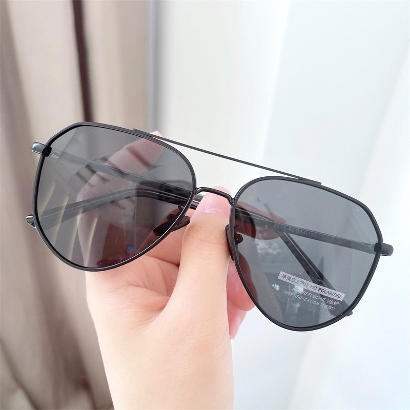 Kính Mát Gọng Kim Loại Chống Tia UV Phong Cách Cổ Điển Thời Trang Cho Nam