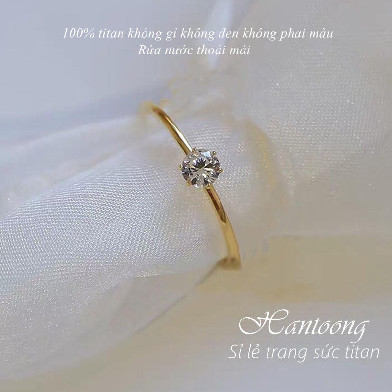 Nhẫn nữ chất liệu titan không gỉ đính đá pha lê mạ vàng 18k trang sức titan phong cách hàn quốc đơn giản