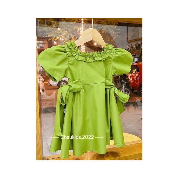 Váy xanh thắt nơ 2 bên cho bé gái