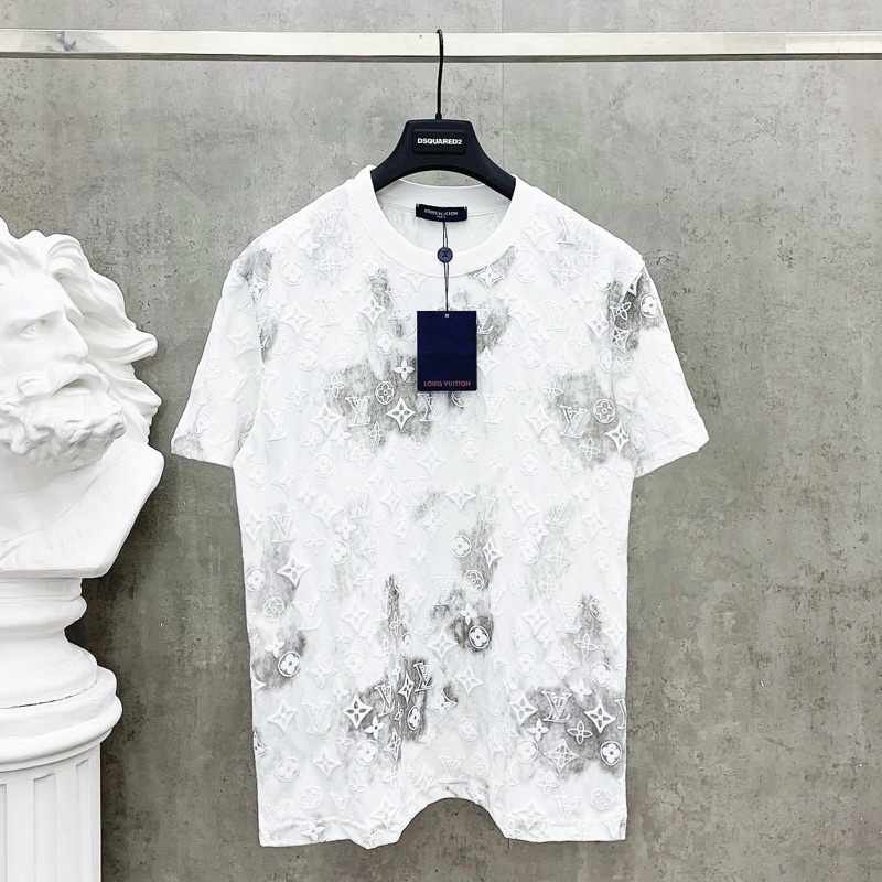 Áo Phông Louis Vuitton Like_Au Nam Loang Xám Dập Nổi Vân Full Hộp Tag Mác Đầy Đủ  Áo Xốp Họa Tiết LV Có Tặng Hộp Quà