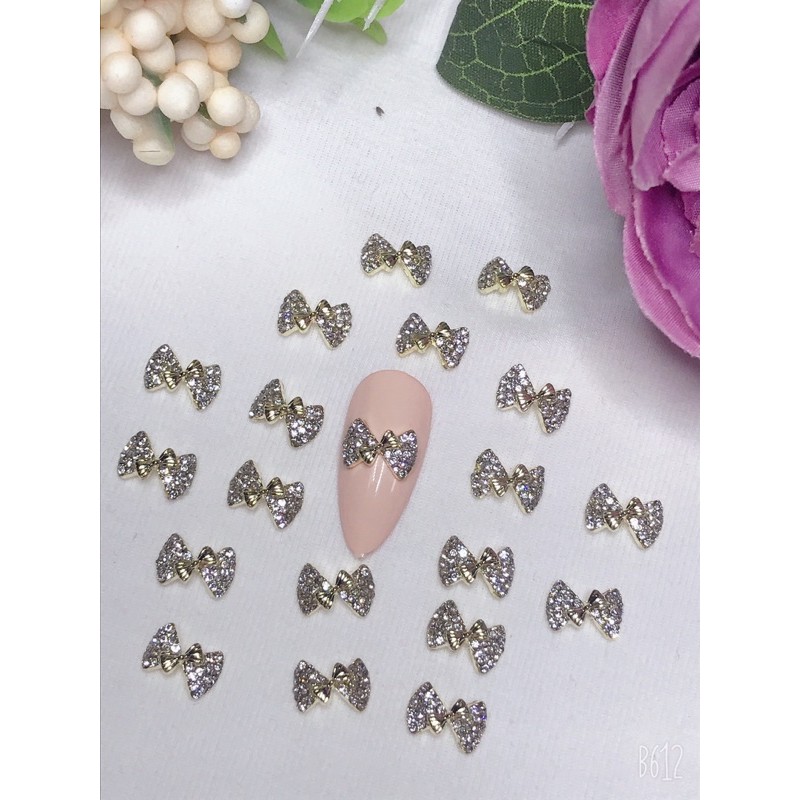 phụ kiện nail- cham nơ nail- cham hot