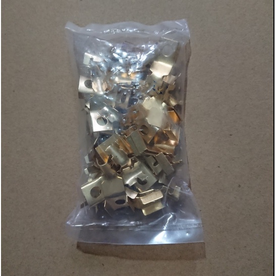 Bát bình ắc quy xe máy  / kẹp bình ắc quy