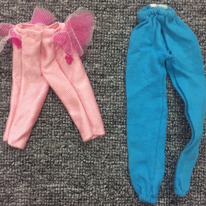 QAA2-Quần áo dành cho búp bê barbie đã qua sử dụng