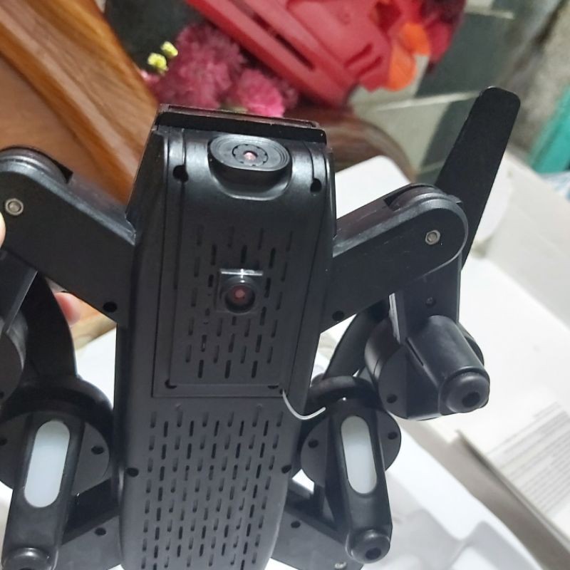 Flycam SG700 drone tích hợp 2 camera