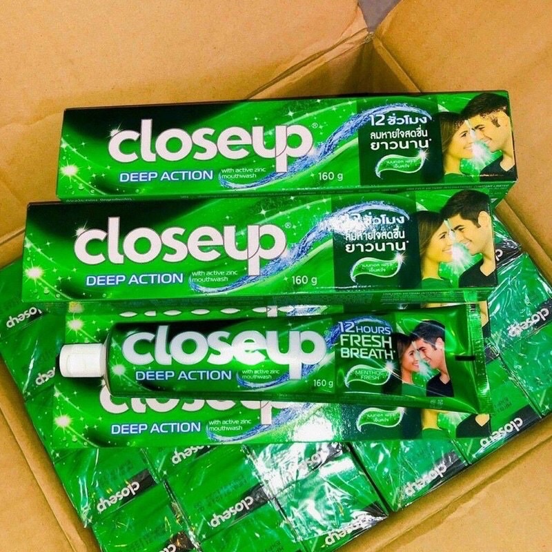Kem đánh răng Closeup thơm mát vị bạc hà Thái Lan