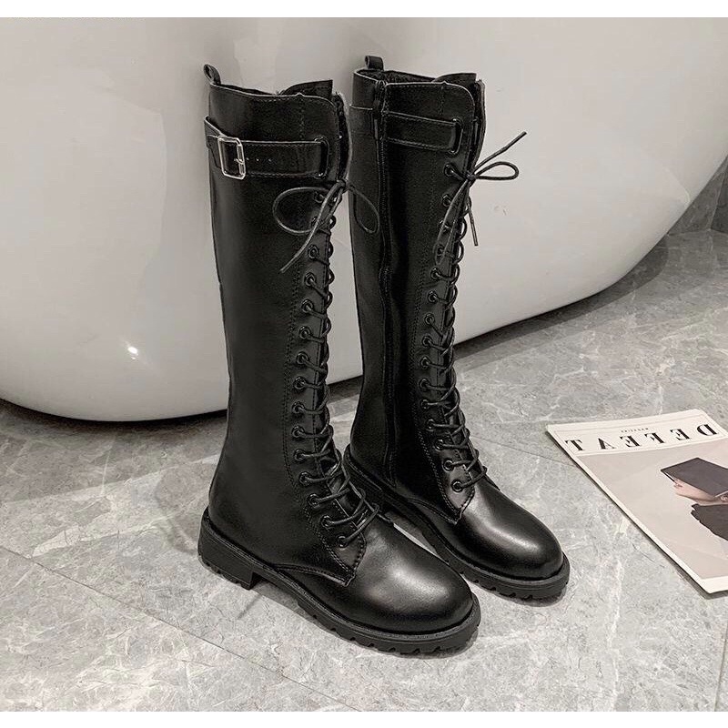Giày Bốt Đùi Nữ Chiến Binh Thắt Đan Dây Martins Boots Cao Chất Da PU Khoá Kéo Cạnh Sườn Đế Thấp Gót Vuông Martin Boost