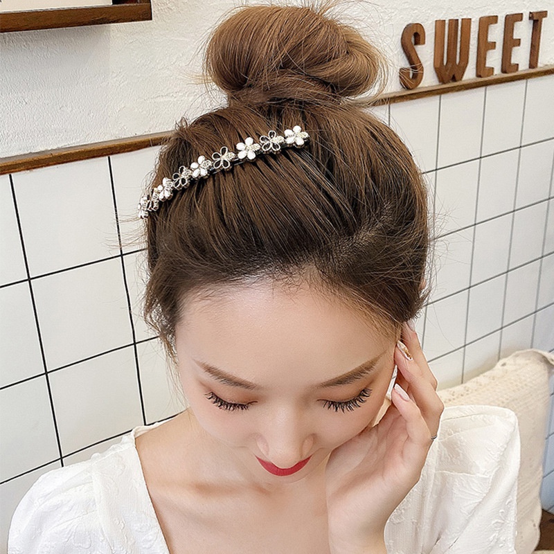 Kẹp tóc hình hoa đính ngọc trai phong cách Hàn Quốc cho nữ