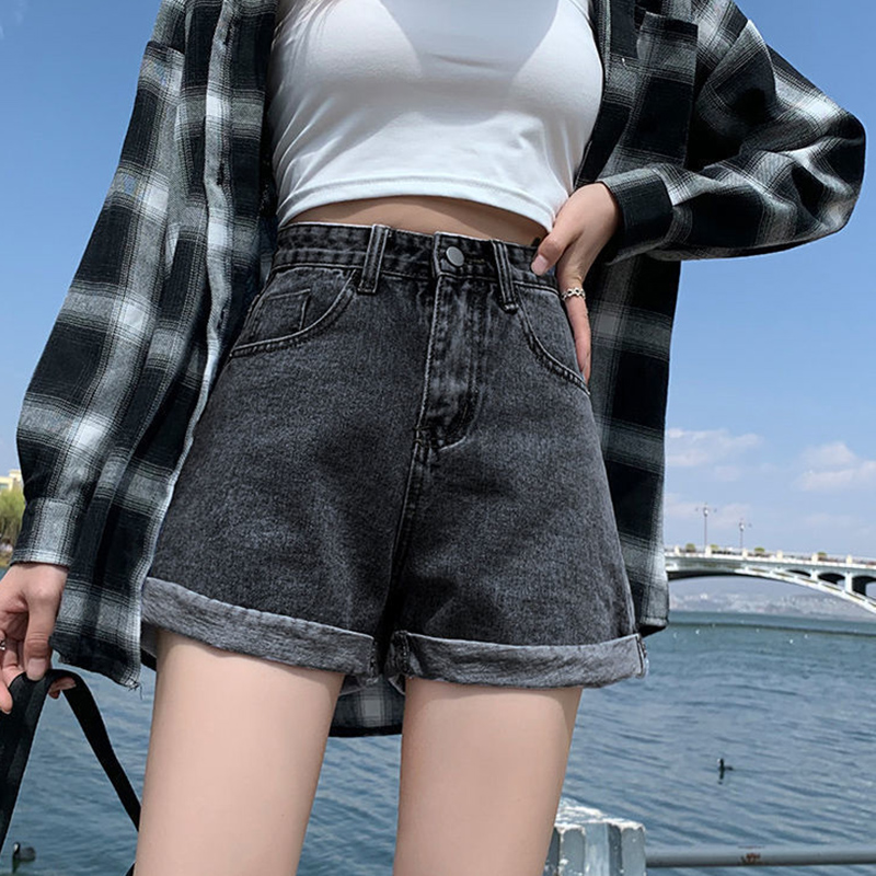 Quần ngắn IELGY chất liệu denim lưng cao thời trang hàn cho nữ