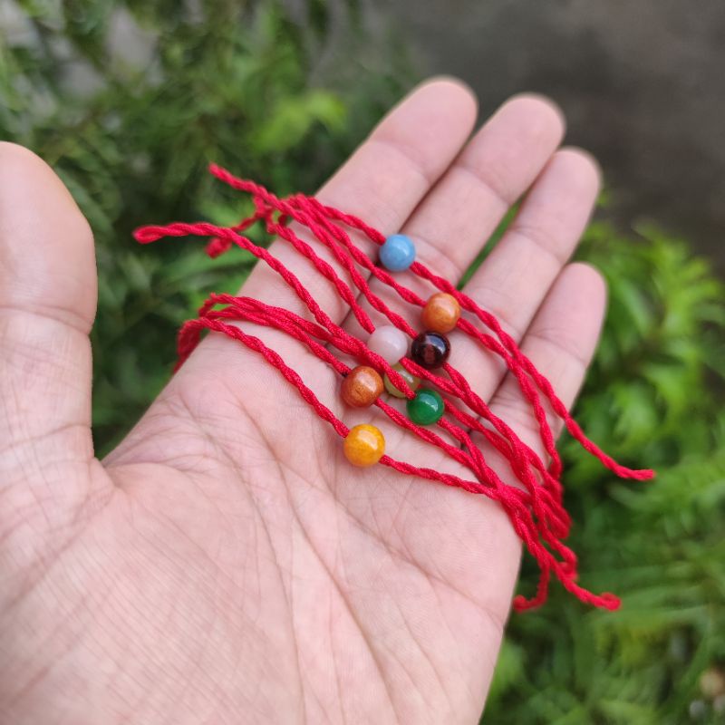 Vòng tay chỉ đỏ hạt đá, vòng tay chỉ đỏ hạt gỗ thơm, hạt gỗ dâu | BigBuy360 - bigbuy360.vn