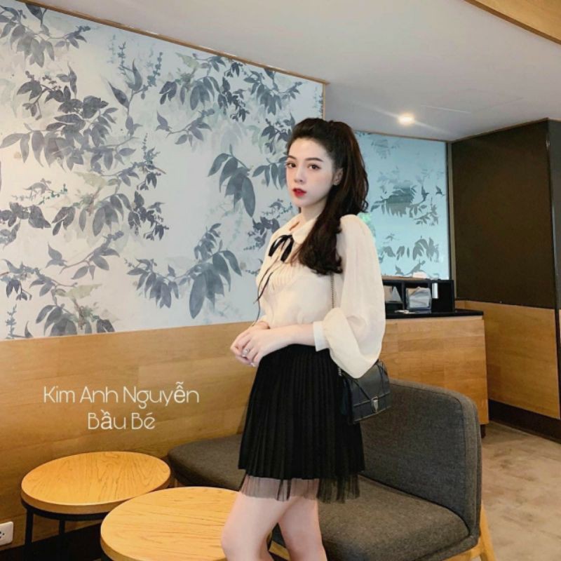 Áo voan cổ sen buộc nơ đen