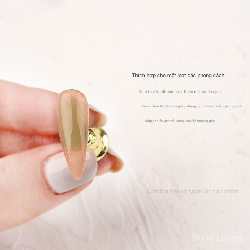 Giá trưng bày móng giả tập làm móng thiết kế hình hoa sen bằng kim loại