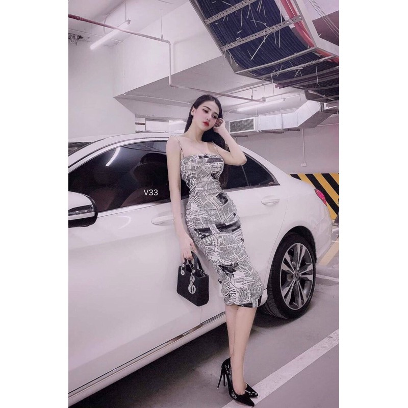 Đầm body qua gối hoạ tiết báo cá tính có mút | BigBuy360 - bigbuy360.vn