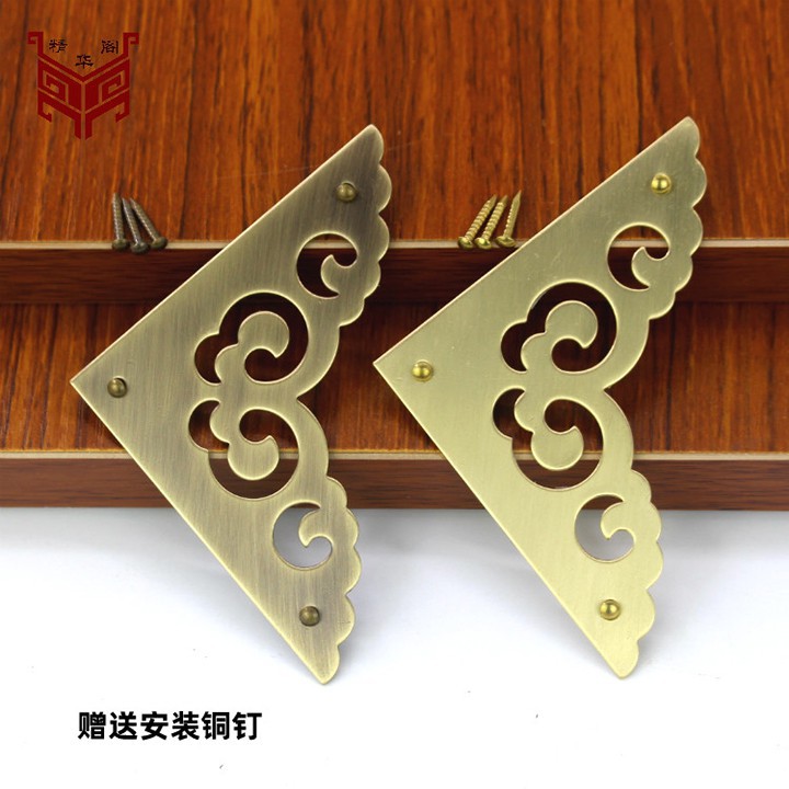 Ke Góc Vuông - Ke Góc Vuông Họa Tiết Vàng Nhạt Bộ 2 Cái- 30*30mm