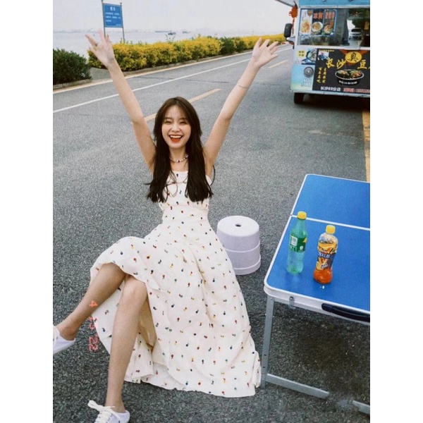 ĐẦM MAXI HOA NHÍ NÀNG THƠ MÙA THU TRONG VEO