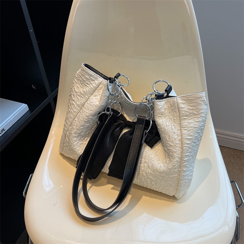 Túi Tote Đeo Vai Bằng Vải Nylon Sức Chứa Lớn Phong Cách Thời Trang Mới 2023