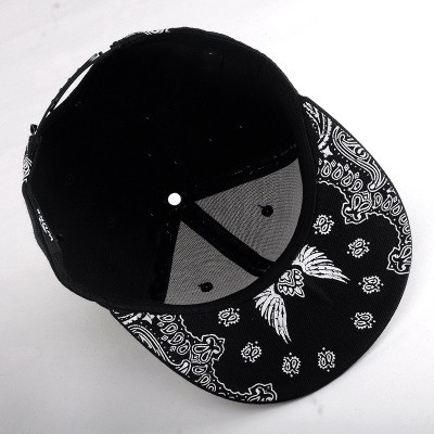 Mũ hip hop thêu chữ thập Mũ bóng chày