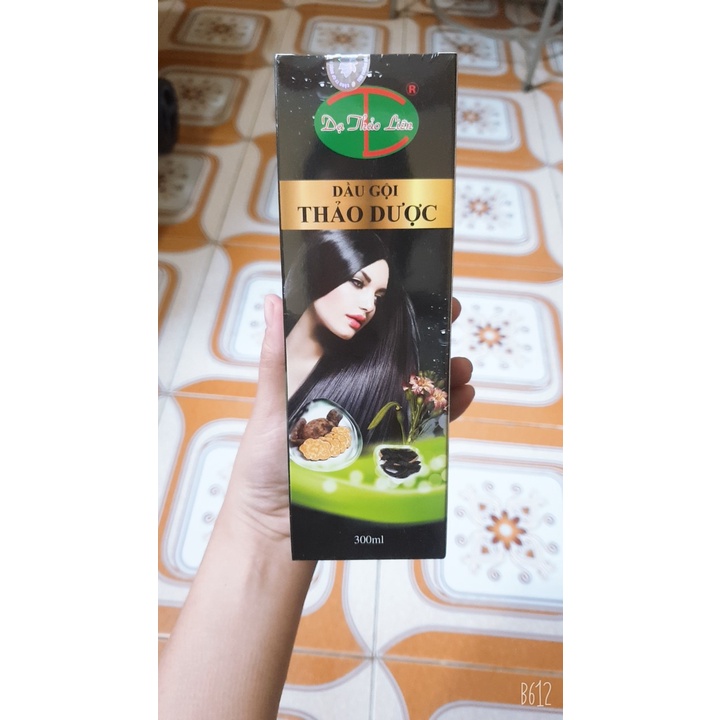 Dầu gội Thảo dược Mượt tóc, Sạch Da đầu,giúp Mọc Tóc - Dạ Thảo Liên 300ml- Hàng chính hãng