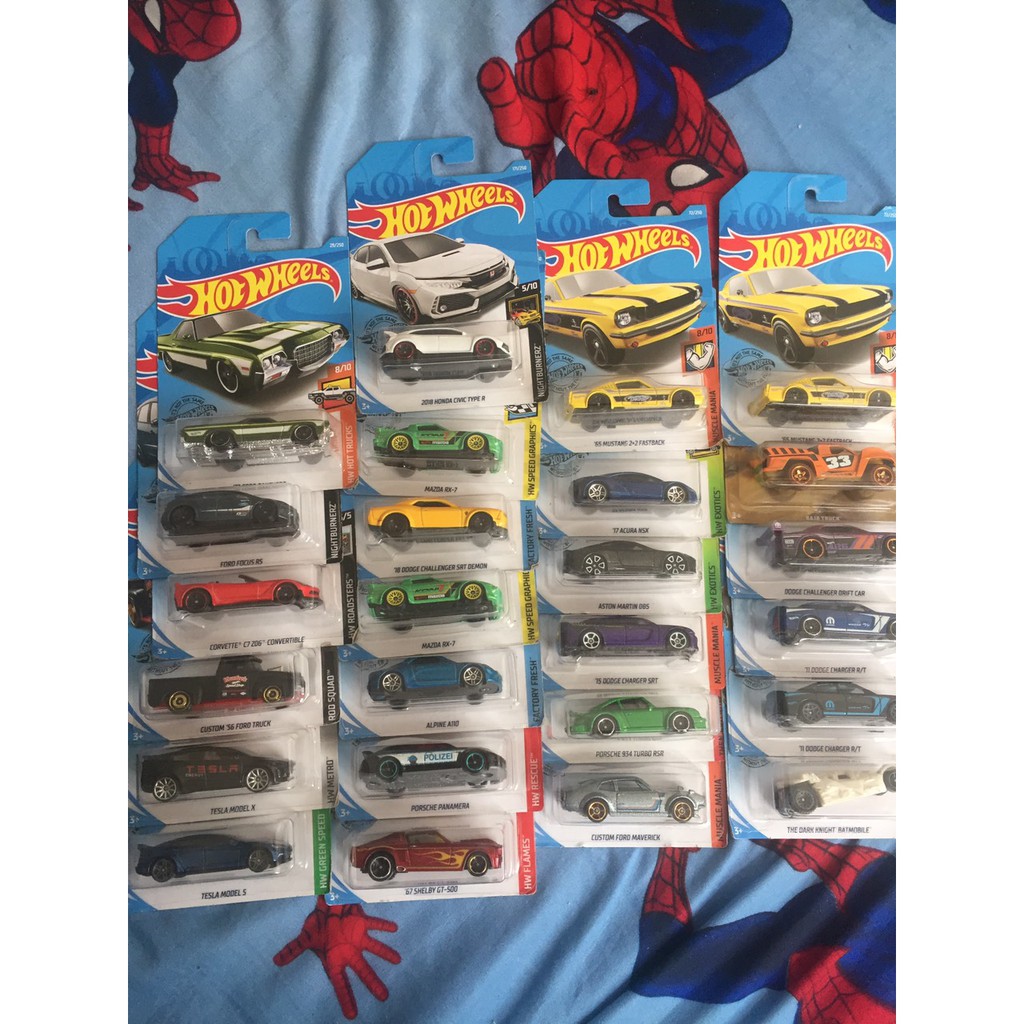 mô hình xe 1/64 hot wheels hotwheels hotwheel chính hãng ngẫu nhiên
