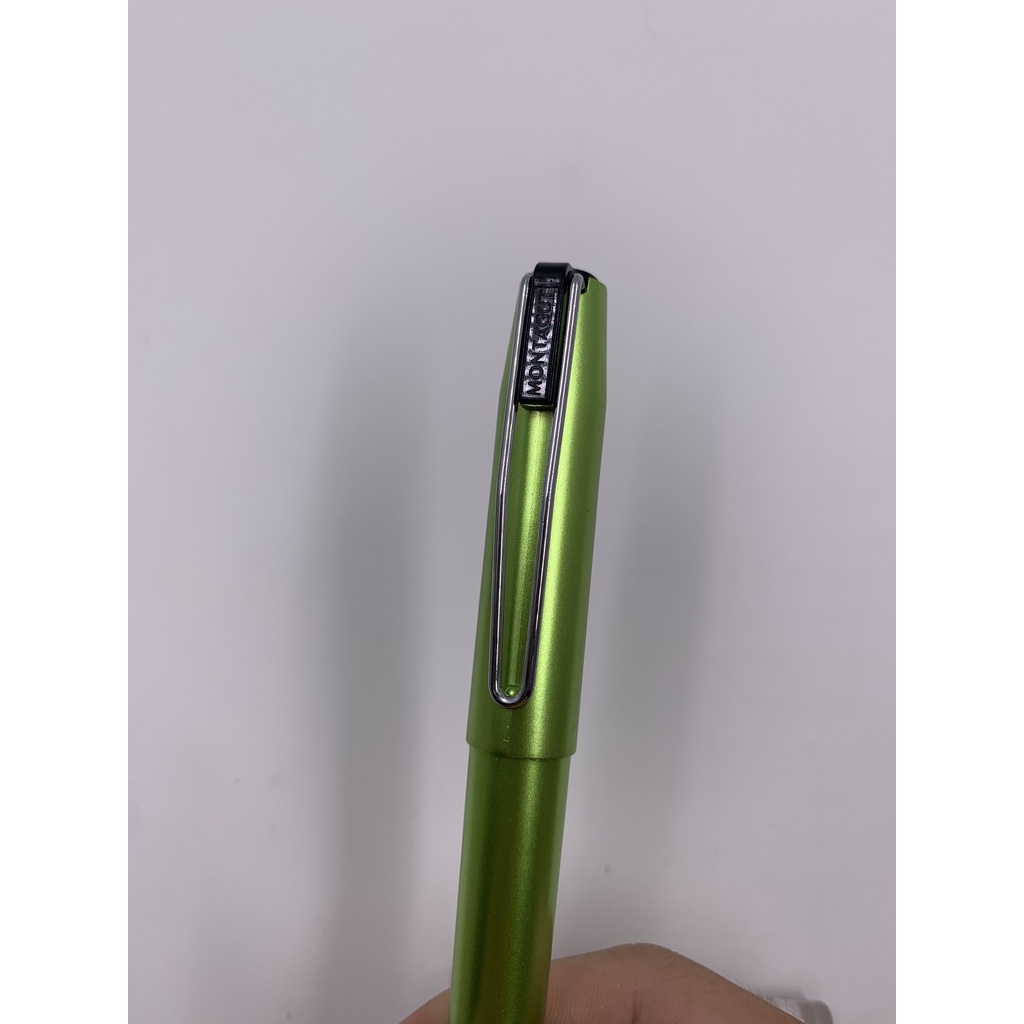 Bút ký, bút máy Montagut