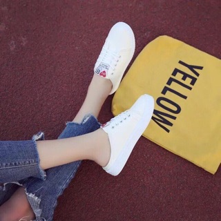 Giày hở gót 2 màu đen trắng