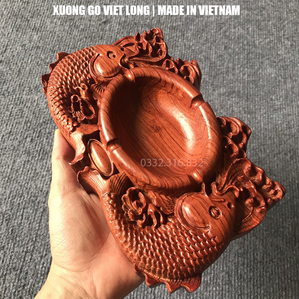 Gạt tàn gỗ hương đỏ nguyên tấm - hình cá chép và rồng bay