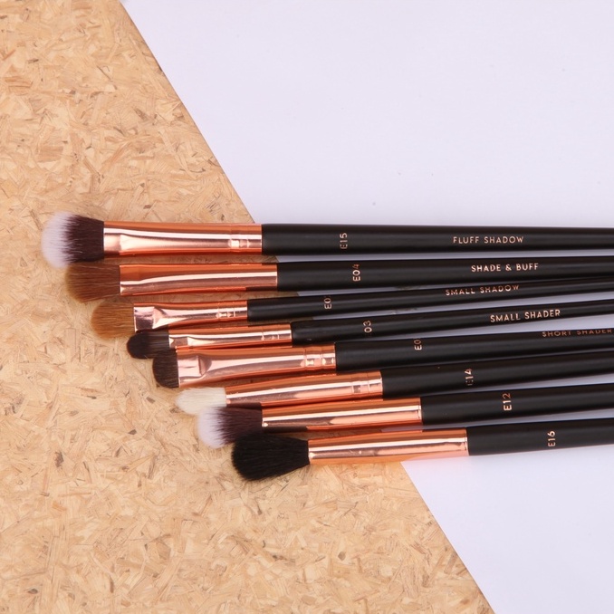 Cọ Tán Phấn Mắt Đầu Nhỏ VACOSI Đầu Small Shadow Brush - E02