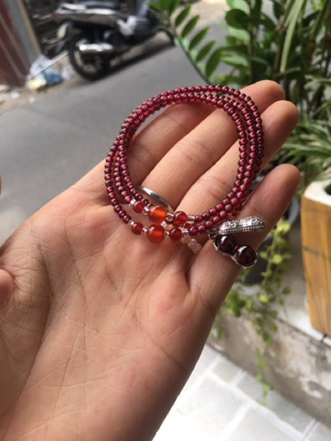Vòng tay garnet cuốn 3 tự nhiên